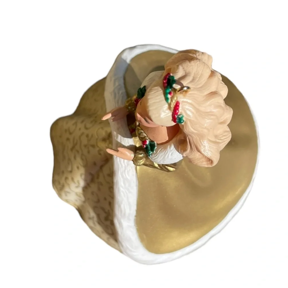 Hallmark Collector’s Series Holiday Barbie Keepsake Ornament #2 Dated 1994